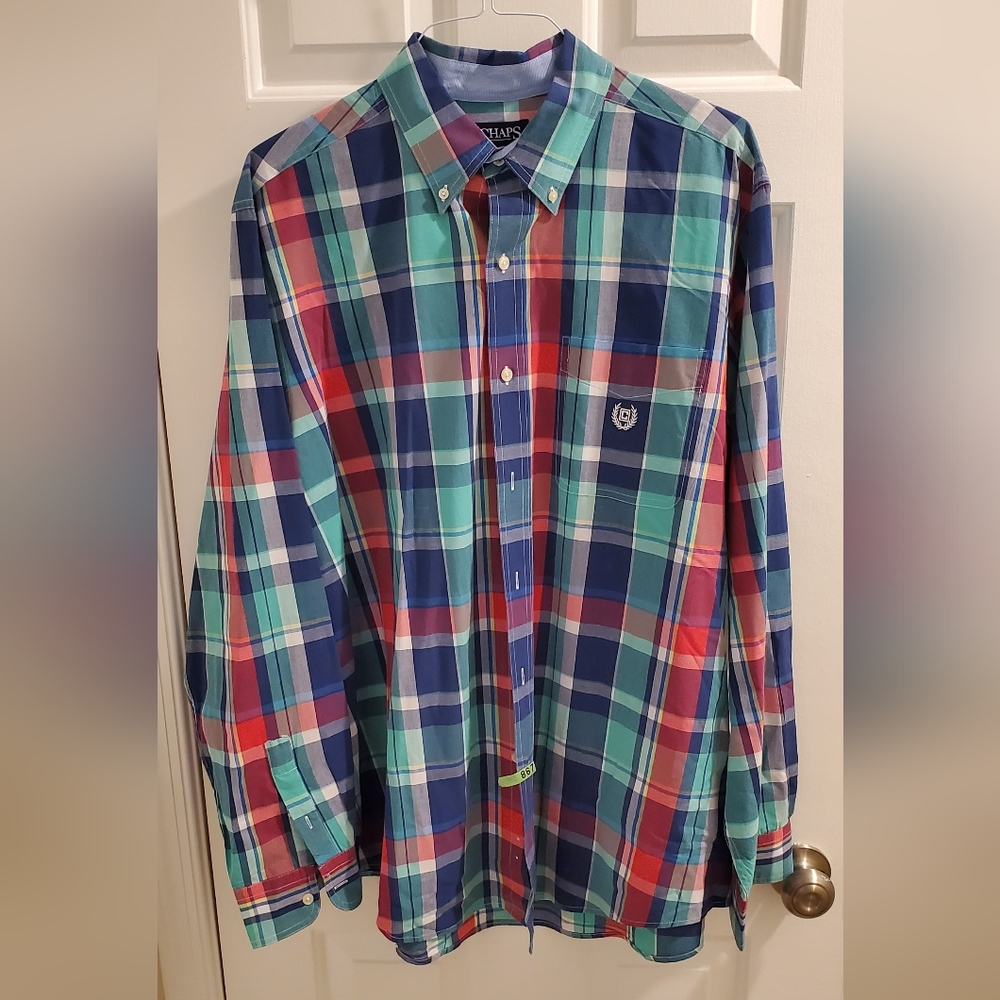 Chaps xlt. No tears, holes or missing buttons . Worn once